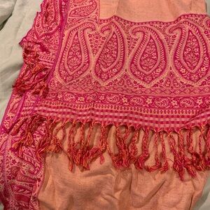 Rare Gorgeous large woolen, silk  pashmina at brand new condition. Must have !